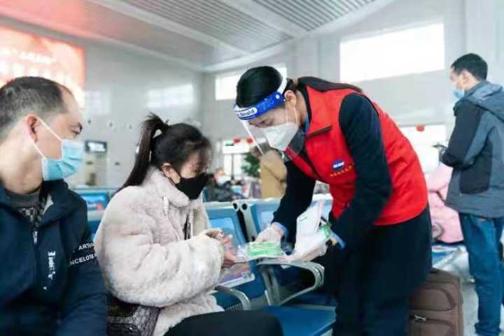 縉云西站“平安春運(yùn)，抗疫同行，暖心服務(wù)”安全咨詢活動正式啟幕